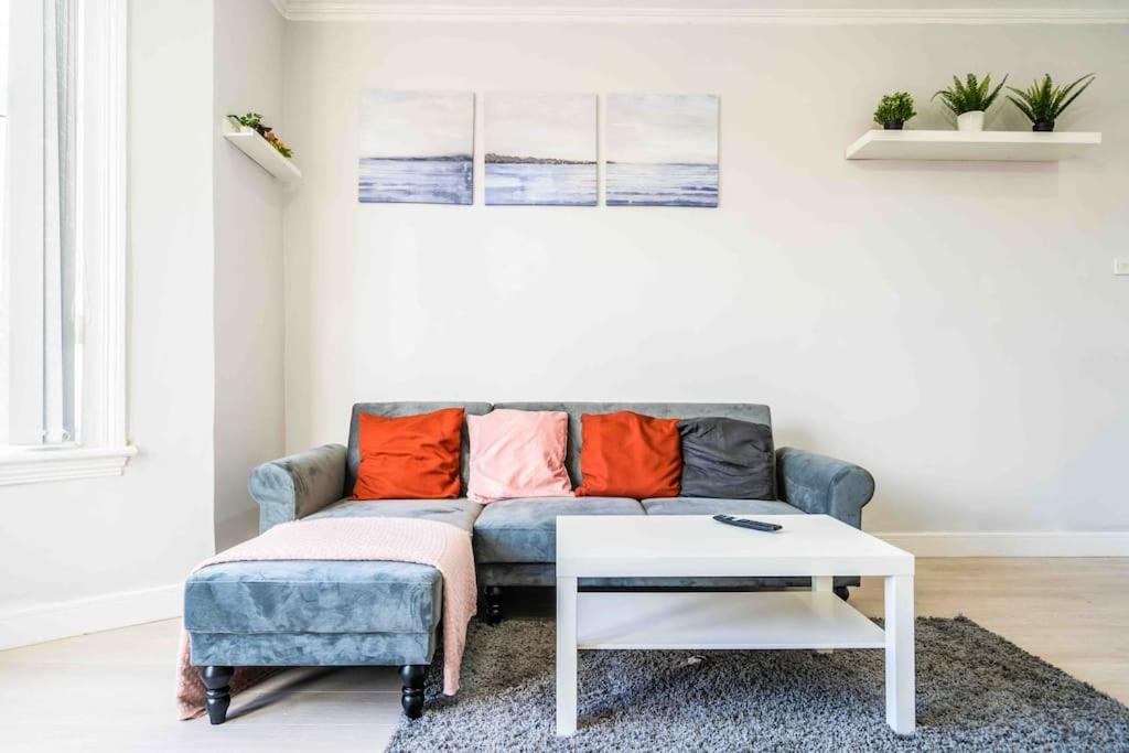 Beautiful Flat With Free Parking Apartment Birmingham Exterior foto